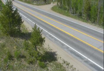 US 40 MP 219.05 EB at Red Dirt Hill CR 53 — Looking West road camera