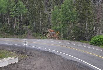 US 550 MP 087.95 NB : 2.2 miles N of Ironton Red Mountain Pass — Looking South road camera