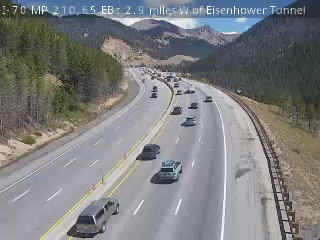 I-70 MP 210.65 EB : 2.9 miles W of Eisenhower Tunnel road camera
