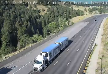 Webcam view of I-70 in Golden Colorado 1 mile east of Lookout Mountain, milepost 257