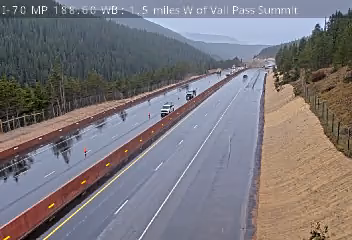 Live traffic camera: I-70 MP 188.60 WB : 1.5 miles W of Vail Pass Summit
