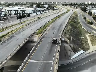 US-85 & W Bridge St traffic camera, view north, Brighton, Colorado